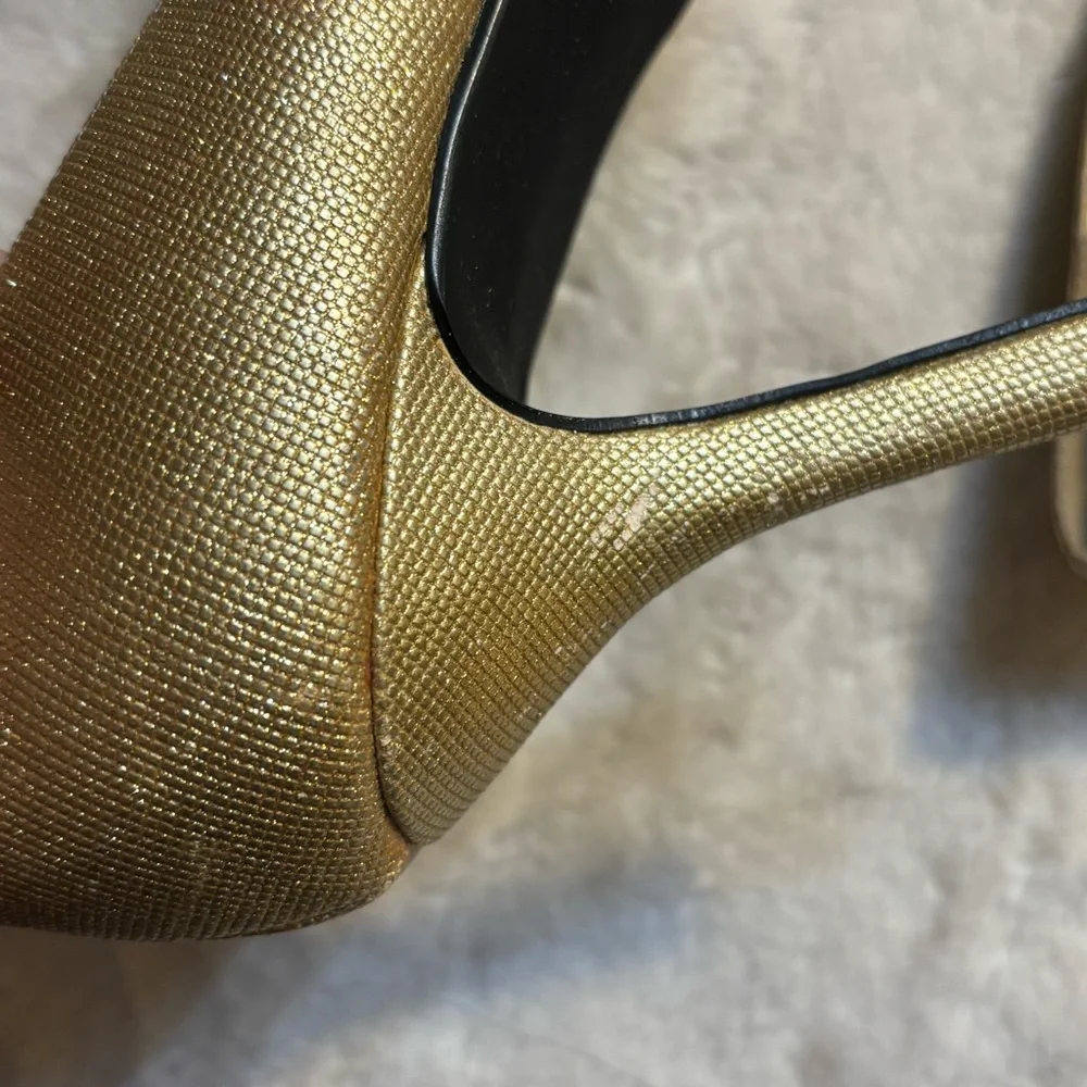 NEW Rampage Heels Size 8.5 Gold Metallic Maria Pointed Toe Party Festive 3”